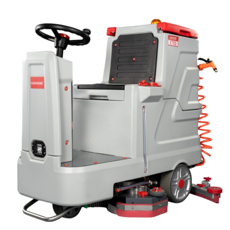 酒泉坦洁全自动驾驶式洗地机X700